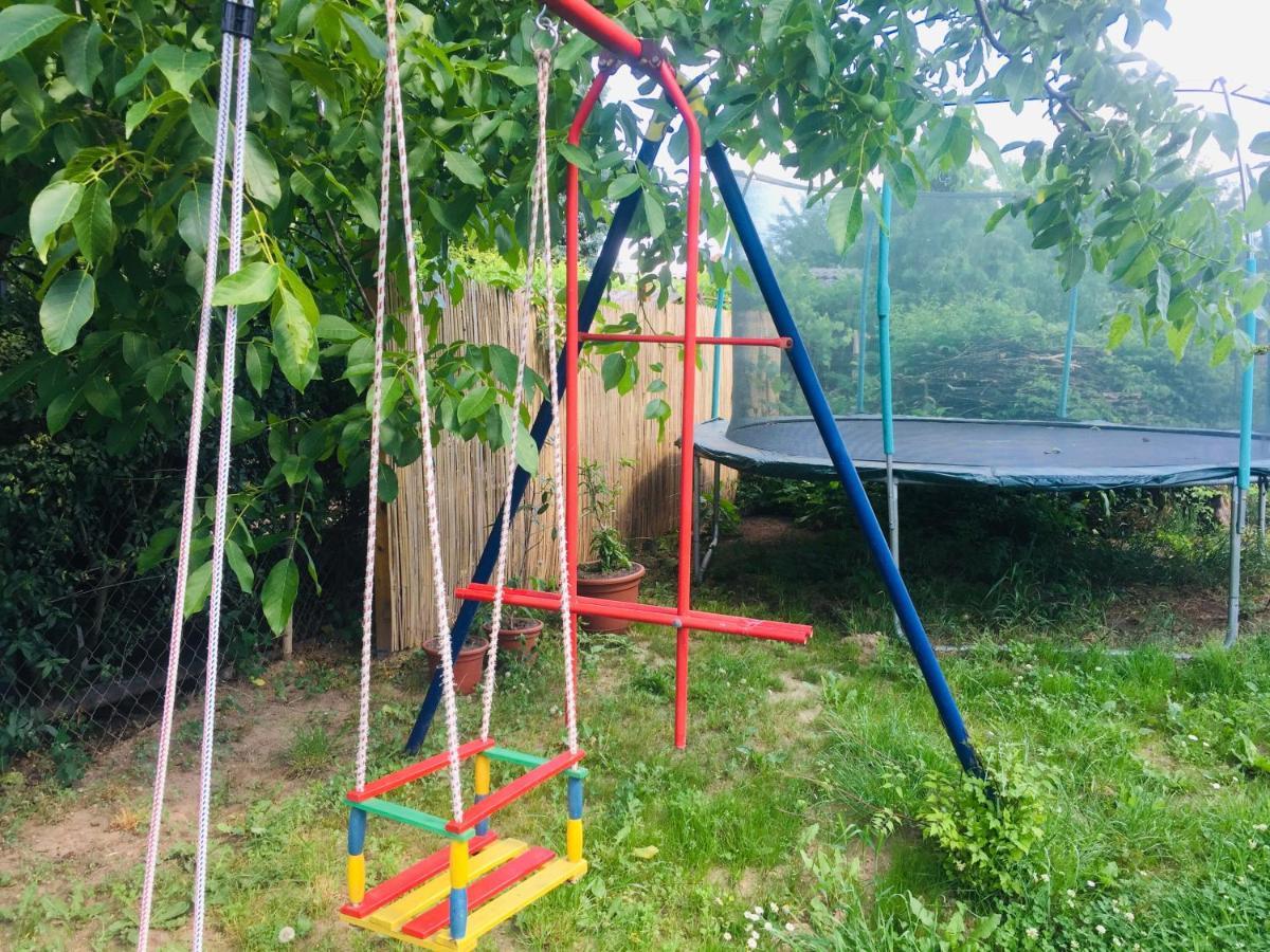 Lelle-Kert Apartman 01 Balatonlelle Luaran gambar