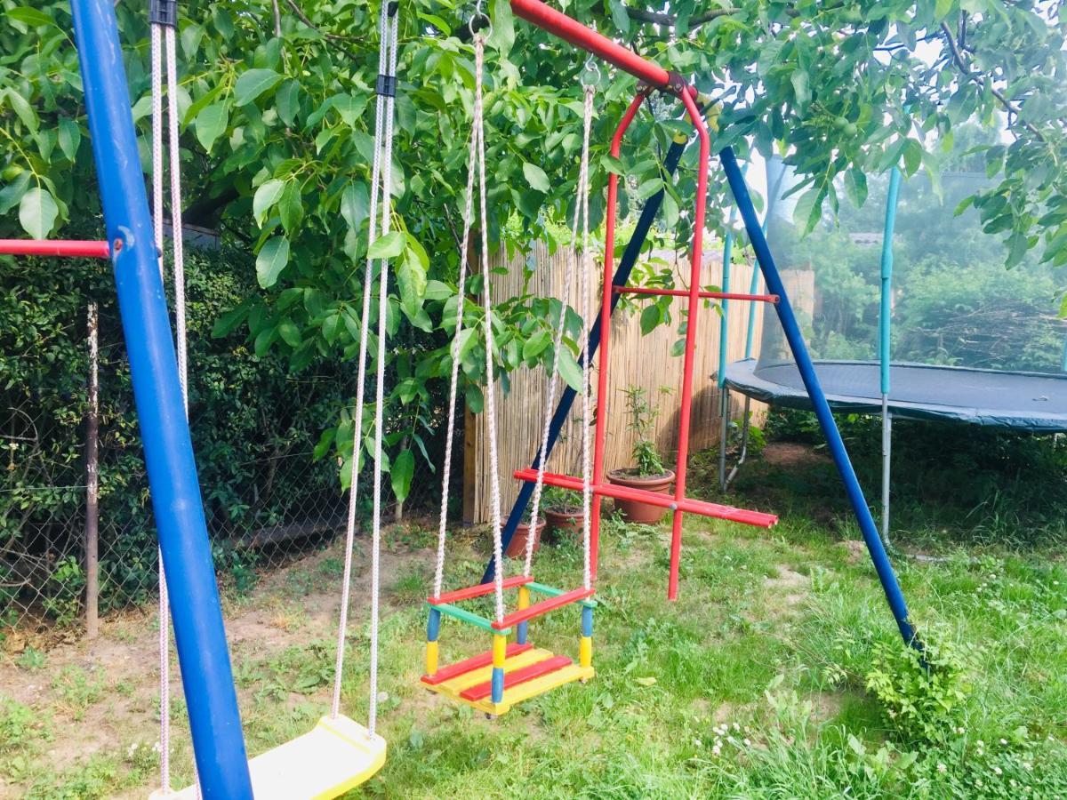 Lelle-Kert Apartman 01 Balatonlelle Luaran gambar