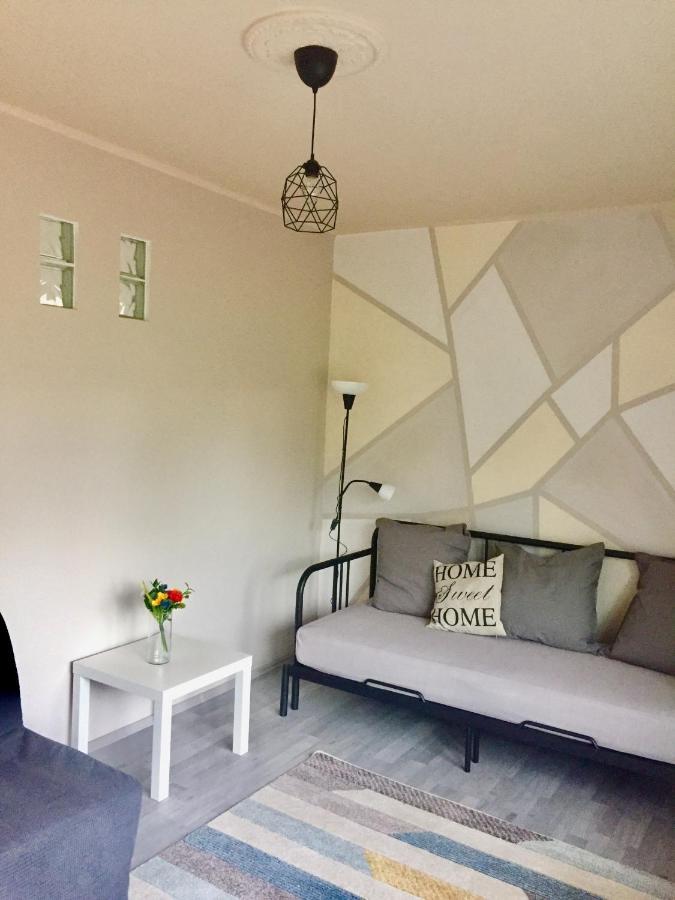 Lelle-Kert Apartman 01 Balatonlelle Luaran gambar
